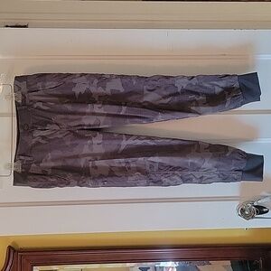 Prana Sky Canyon Jogger, Women's 6, gray camo